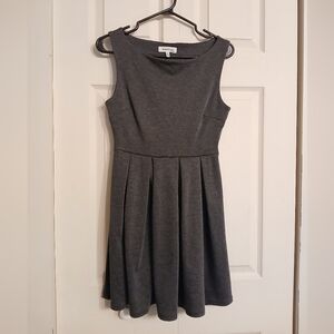 Monteau Los Angeles Grey Polyester Dress Size Medium (M)